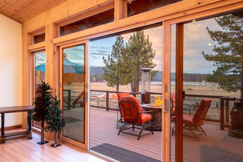 Lake Time Villa New Luxury With Hot Tub 大熊湖 外观 照片
