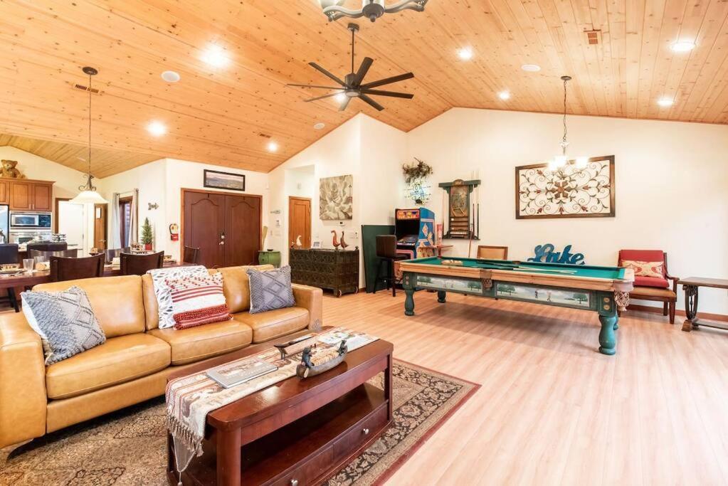 Lake Time Villa New Luxury With Hot Tub 大熊湖 外观 照片