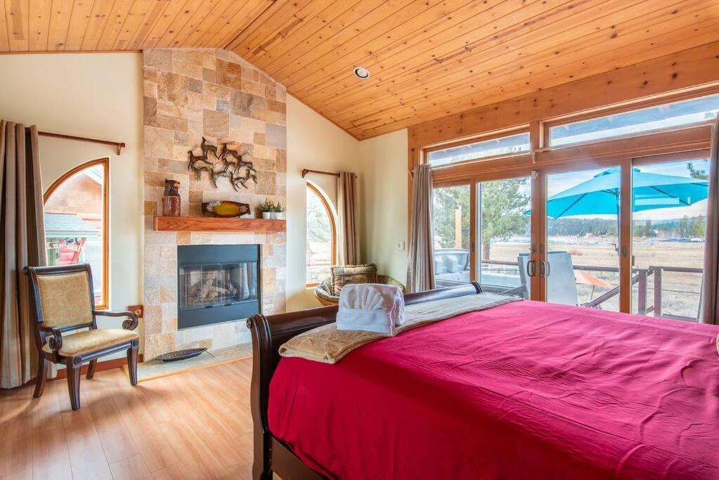 Lake Time Villa New Luxury With Hot Tub 大熊湖 外观 照片